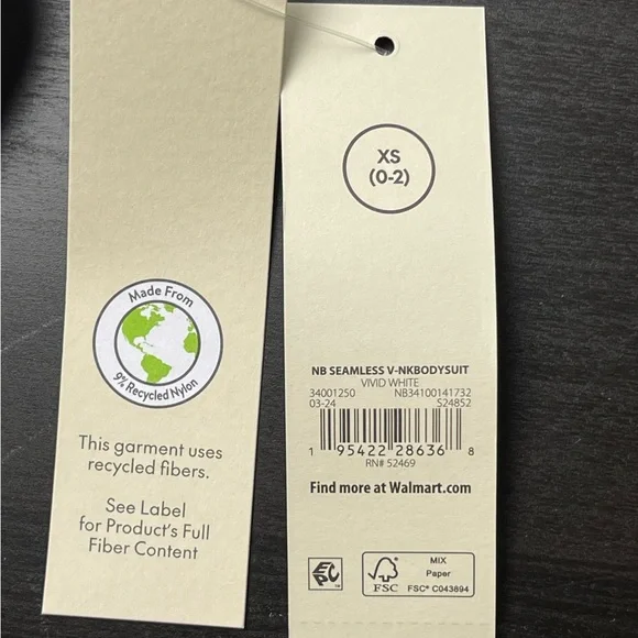 NWT No Boundaries Seamless v-Neck Bodysuit White XS - Picture 3 of 4